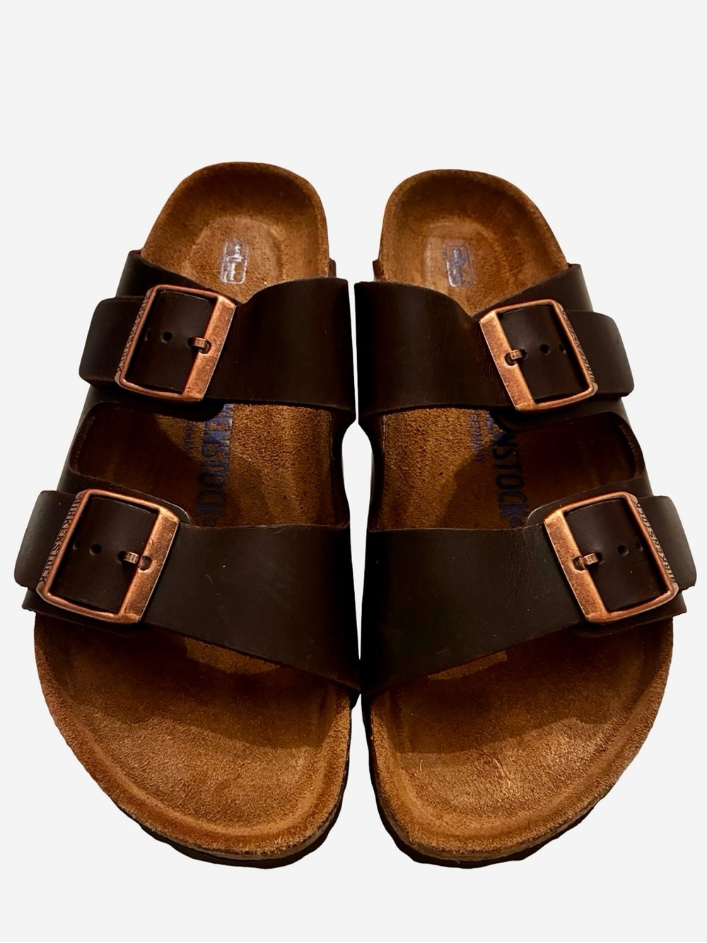 BIRKENSTOCK Arizona Soft Footbed Sandals in Dark Brown Oiled Nubuck, 39 Narrow.